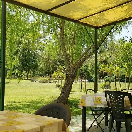 Sa Stella E Monti Casa rural Marrùbiu